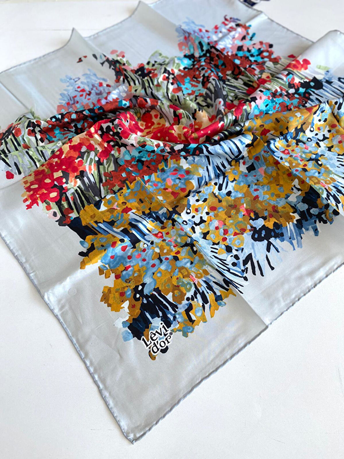 Levidor Tivil İpek Eşarp 46846 Açık Gri Karışık Desen