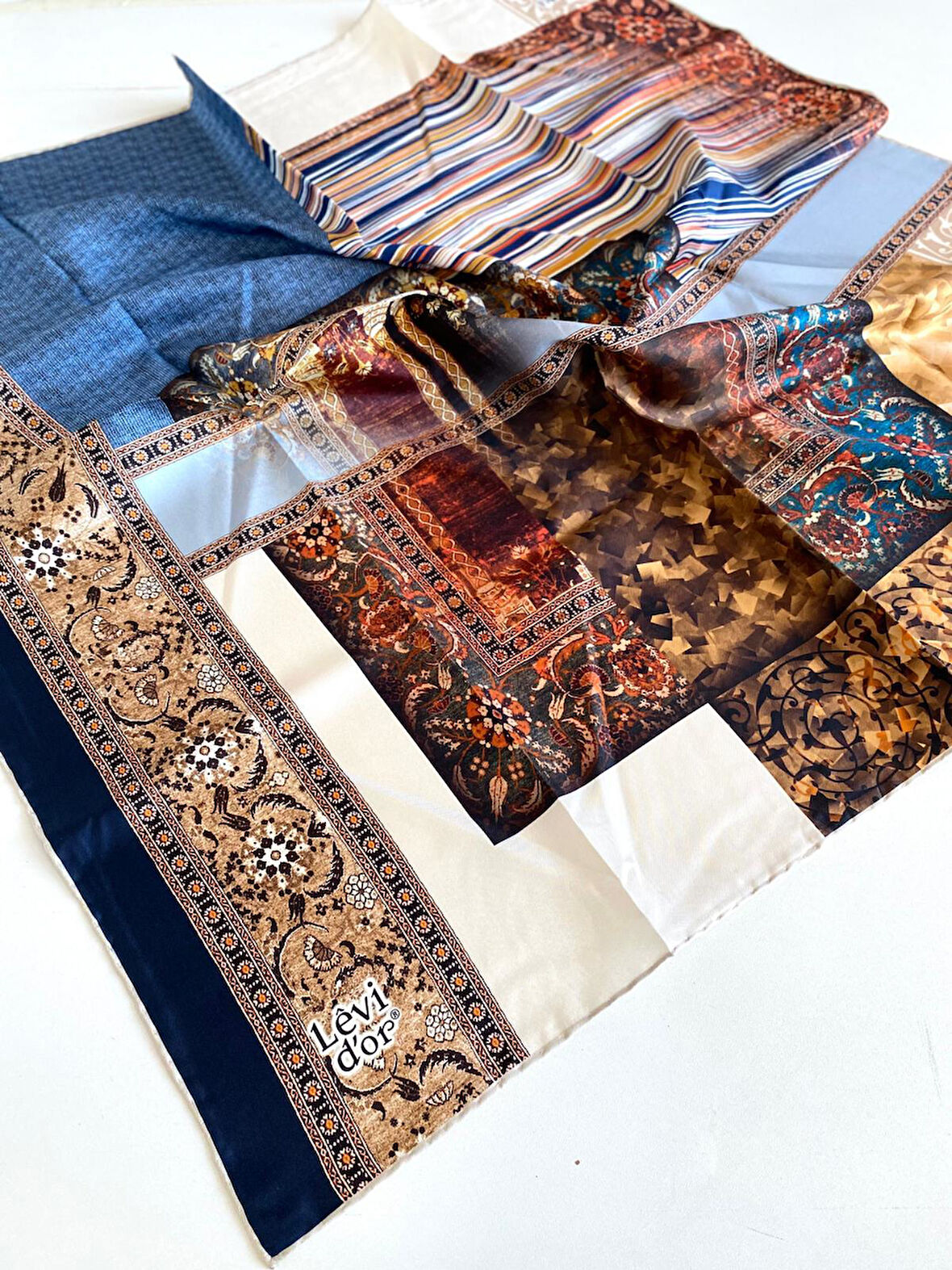 Levidor Tivil İpek Eşarp 46949 Lacivert Karışık Desen