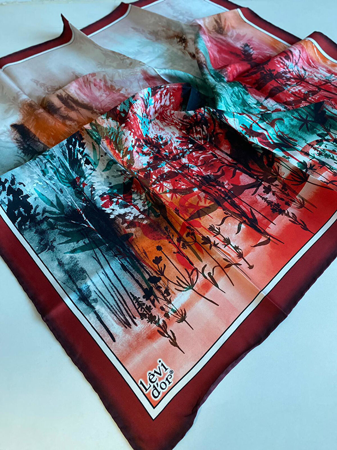 Levidor Tivil İpek Eşarp 40068 Kırmızı Karışık Desen