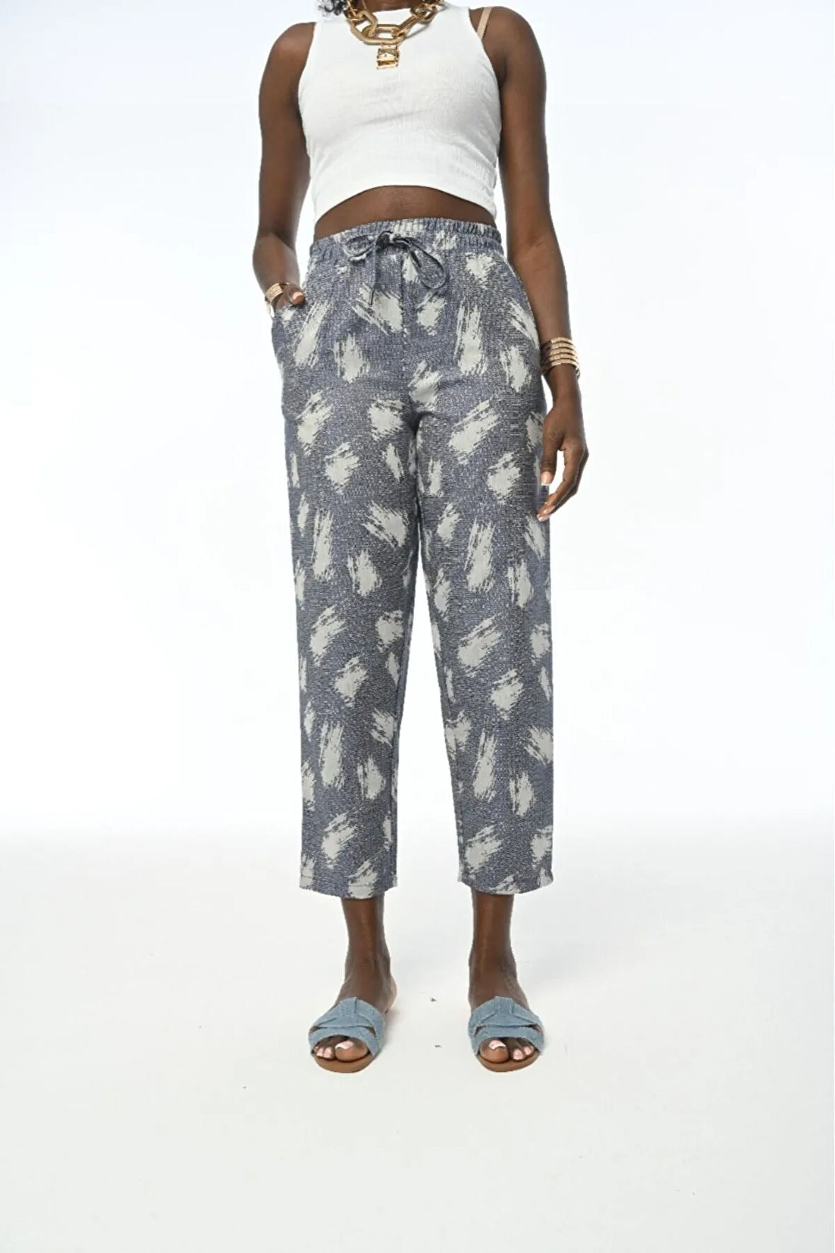 KADIN BELİ LASTİKLİ RAHAT KALIP DESENLİ PANTOLON