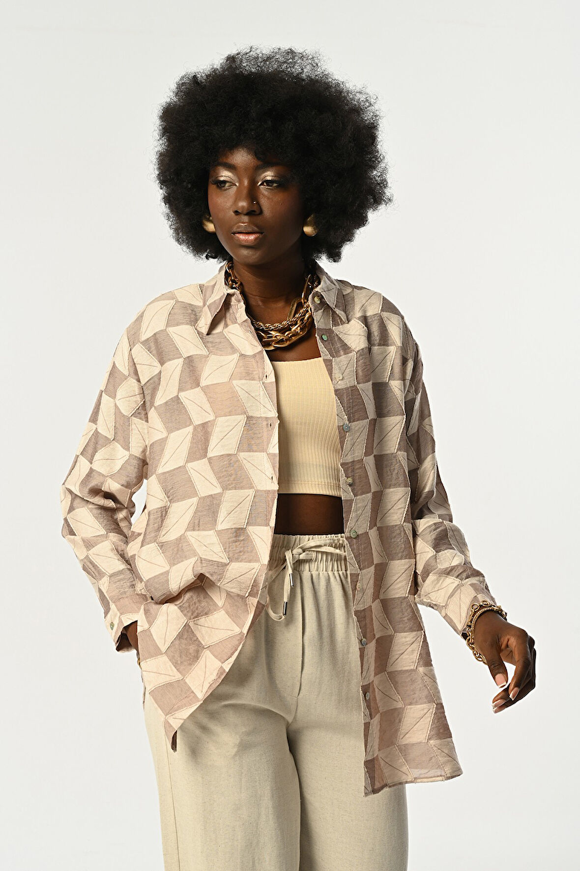 KADIN GEOMETRİK DESENLİİ OVERSİZE GÖMLEK