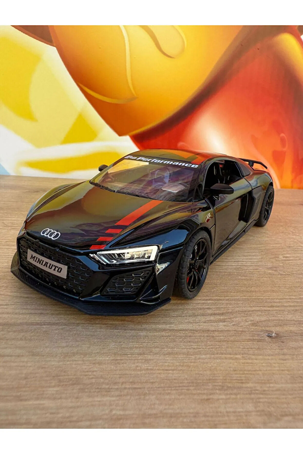 1:24 Audi R8 Diecast Model Araba Siyah Audi Araba Açılan Kapılar Sesli Işıklı Çekbırak Model Araba