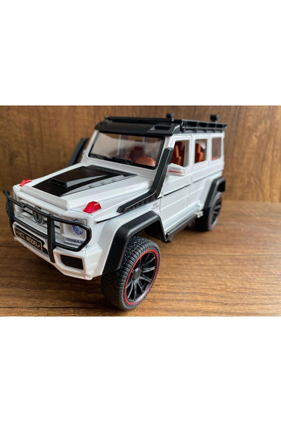 MERCEDES G65 JİP DİECAST ARABA MERCEDES G65 ARBA BRABUS ROCKET G65 DİECAST METAL ARABA IŞIKLI SESLİ