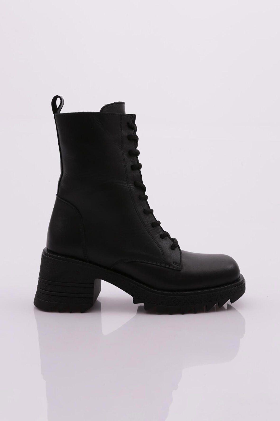 Dgn 2219-771-22K Kadın Bot