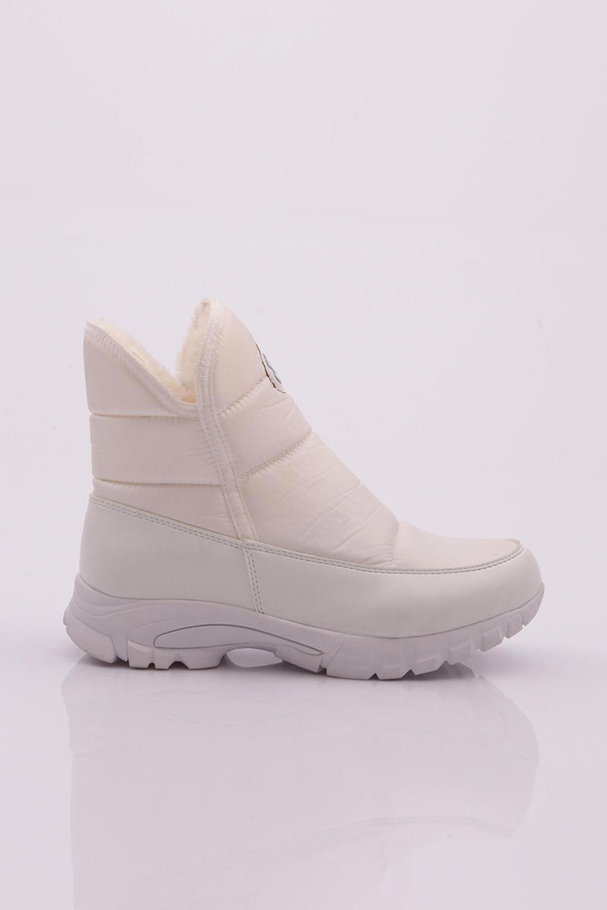 Dgn 1052 Kadın Kürklü Fermuarli Bot