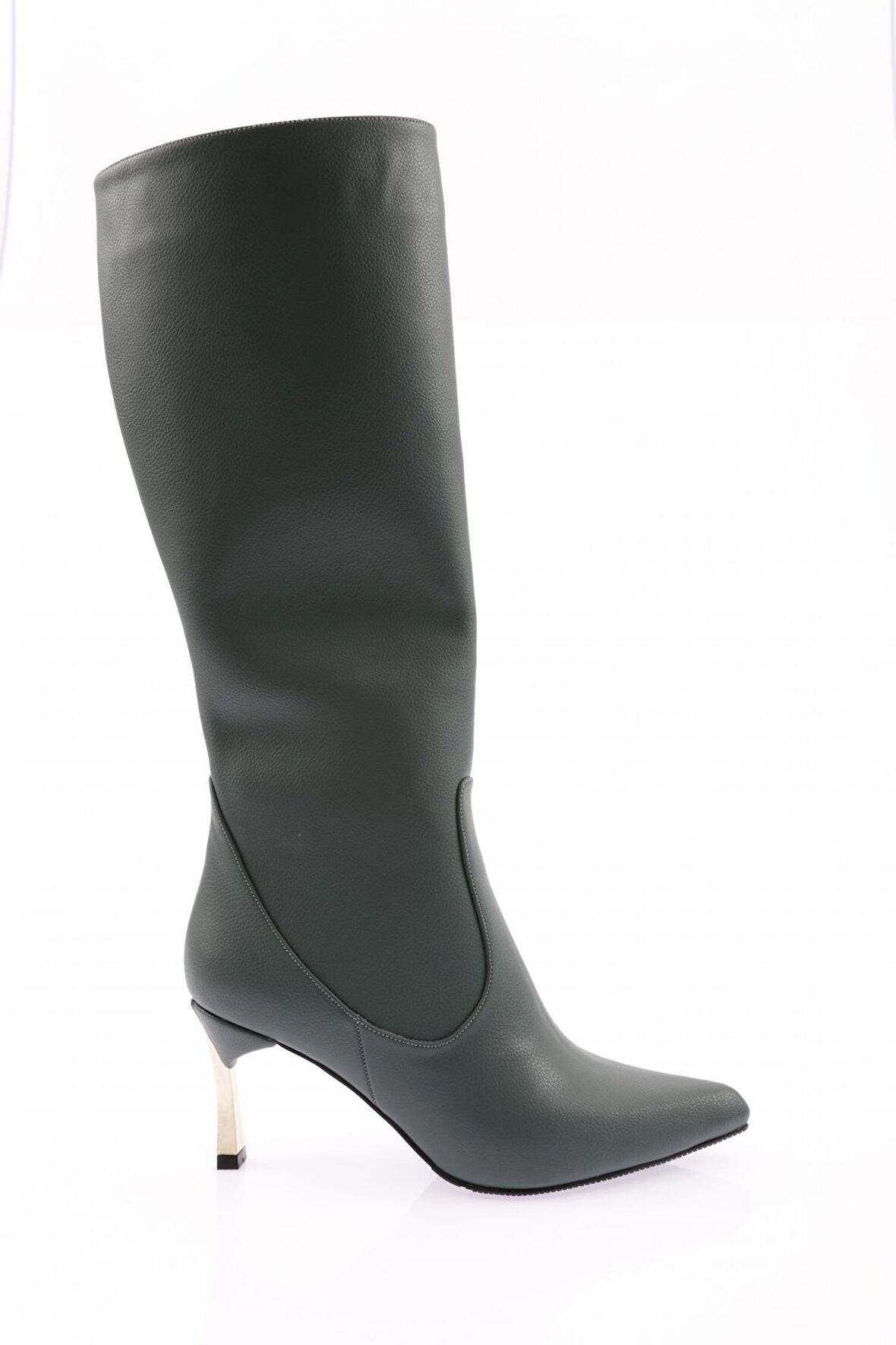 Dgn K110-22K Kadın Sivri Burun İnce Topuklu Çizme