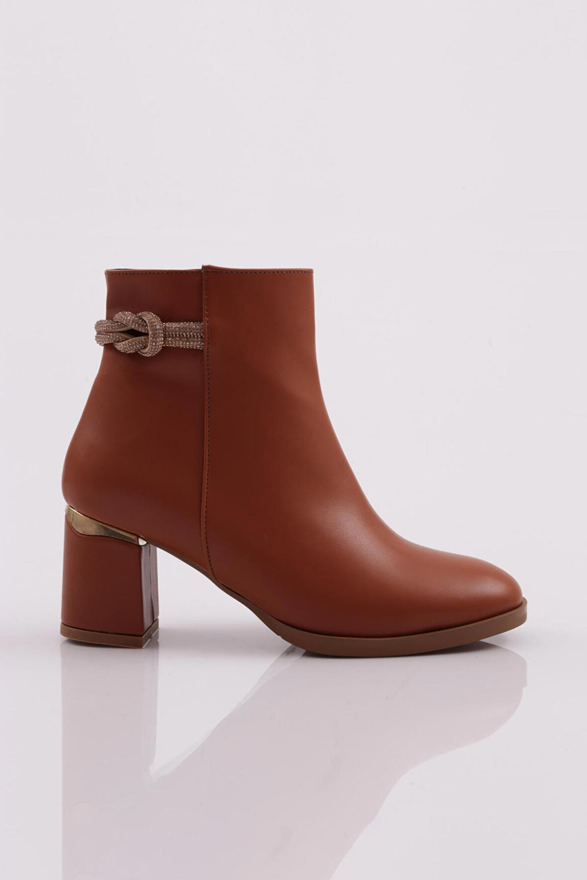 Dgn 403 Kadın Siler Taşli İki İpli Yandan Fermuarli Topuklu Bot