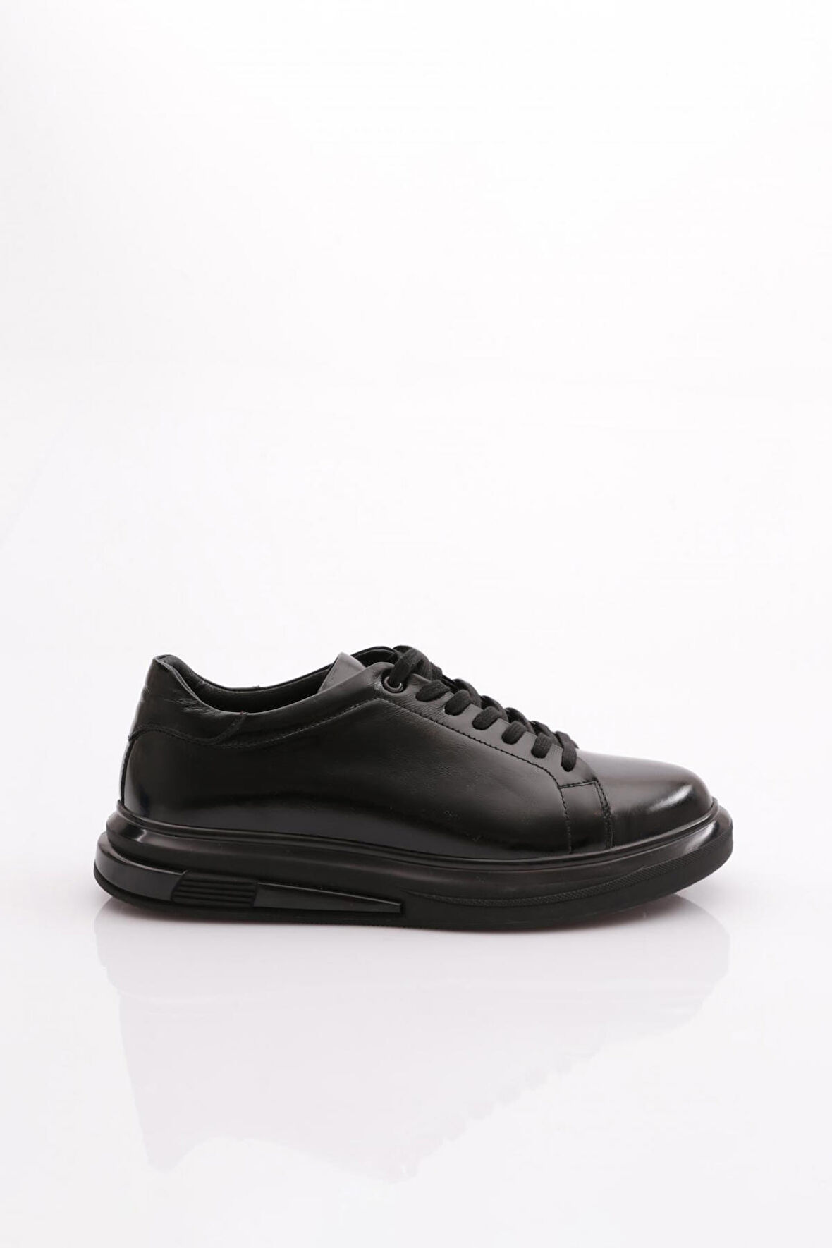 Dgn 2208 Erkek Bağcikli Sneaker