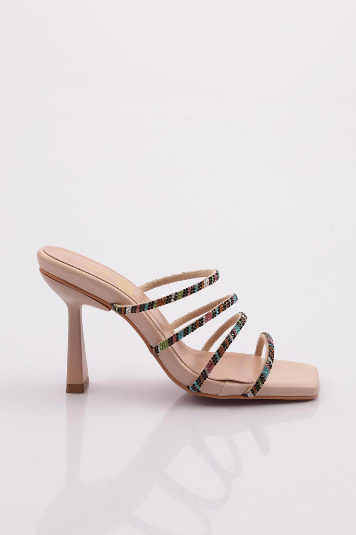 Dgn 1273 Kadin  Dört Renk Şeritli Topuklu Terlik