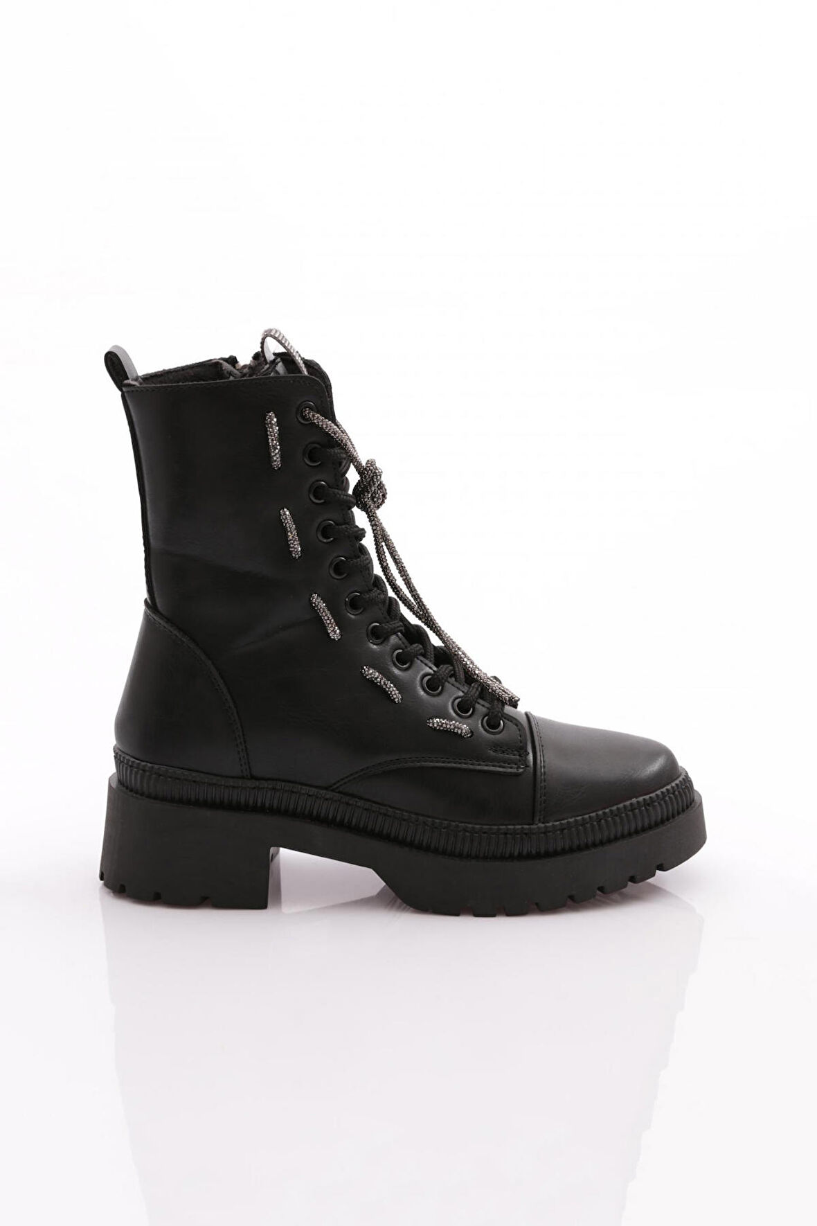 Dgn 903523 Kadın Bot