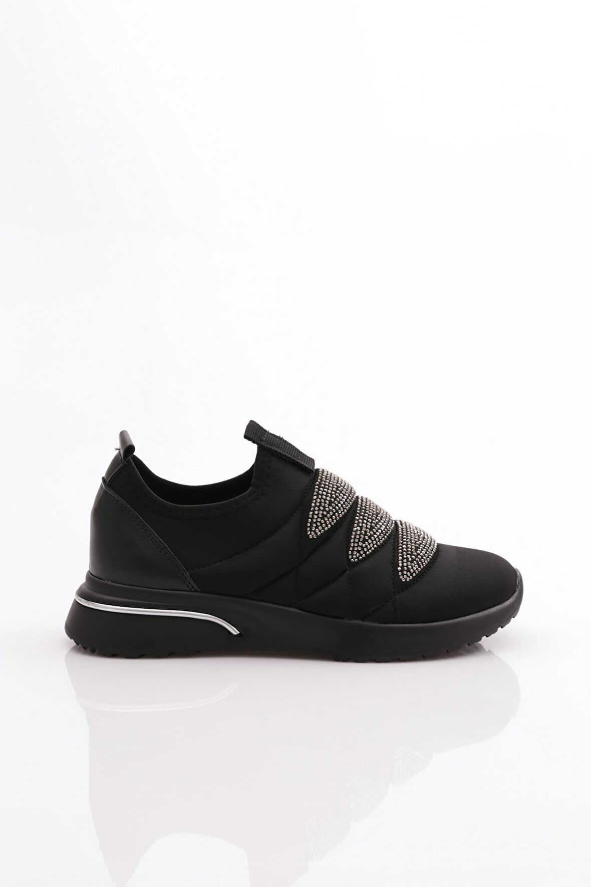 Dgn 222 Kadin Kalin Taban Baklava Desenli Sneaker Ayakkabi
