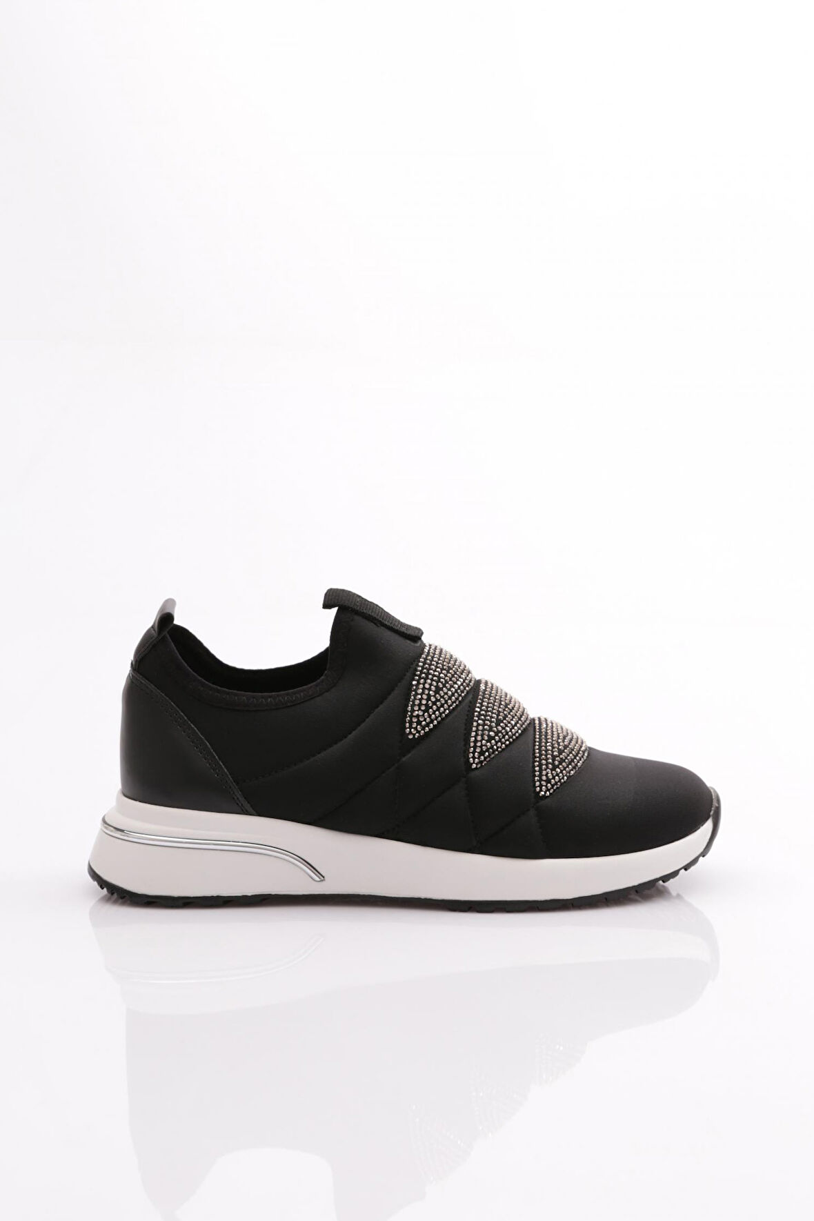 Dgn 222 Kadin Kalin Taban Baklava Desenli Sneaker Ayakkabi