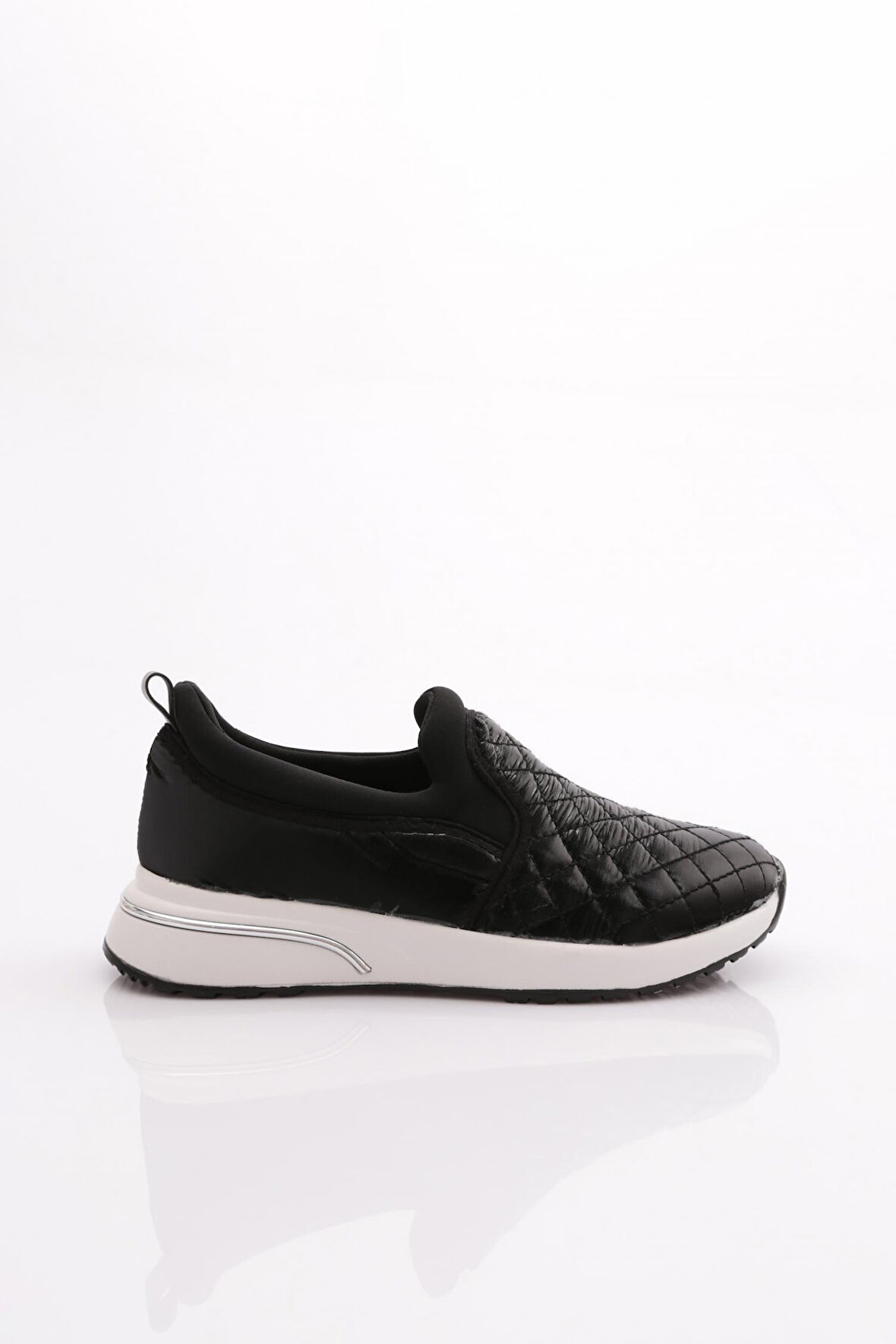 Dgn 400 Kadin Baklava Desenli Sneaker Ayakkabi