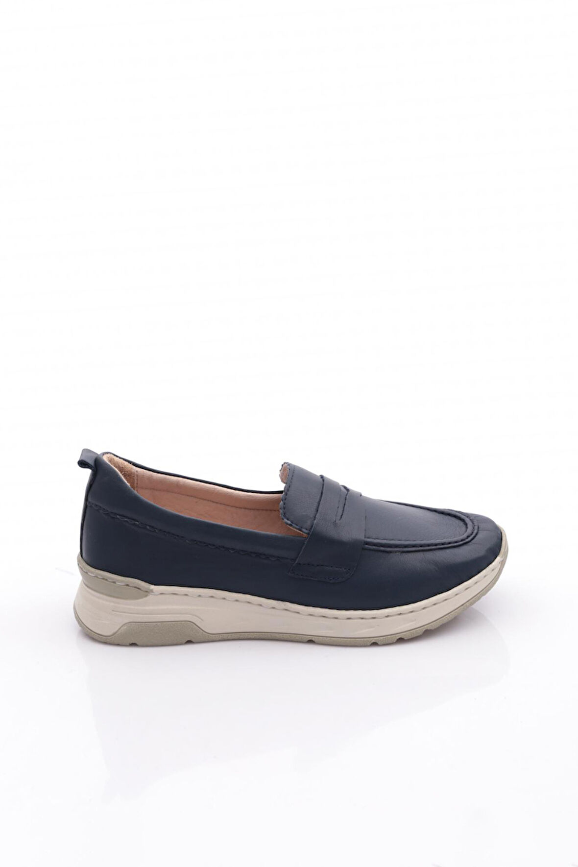 Dgn P48 Kadin Şeritli Comfort Ayakkabi
