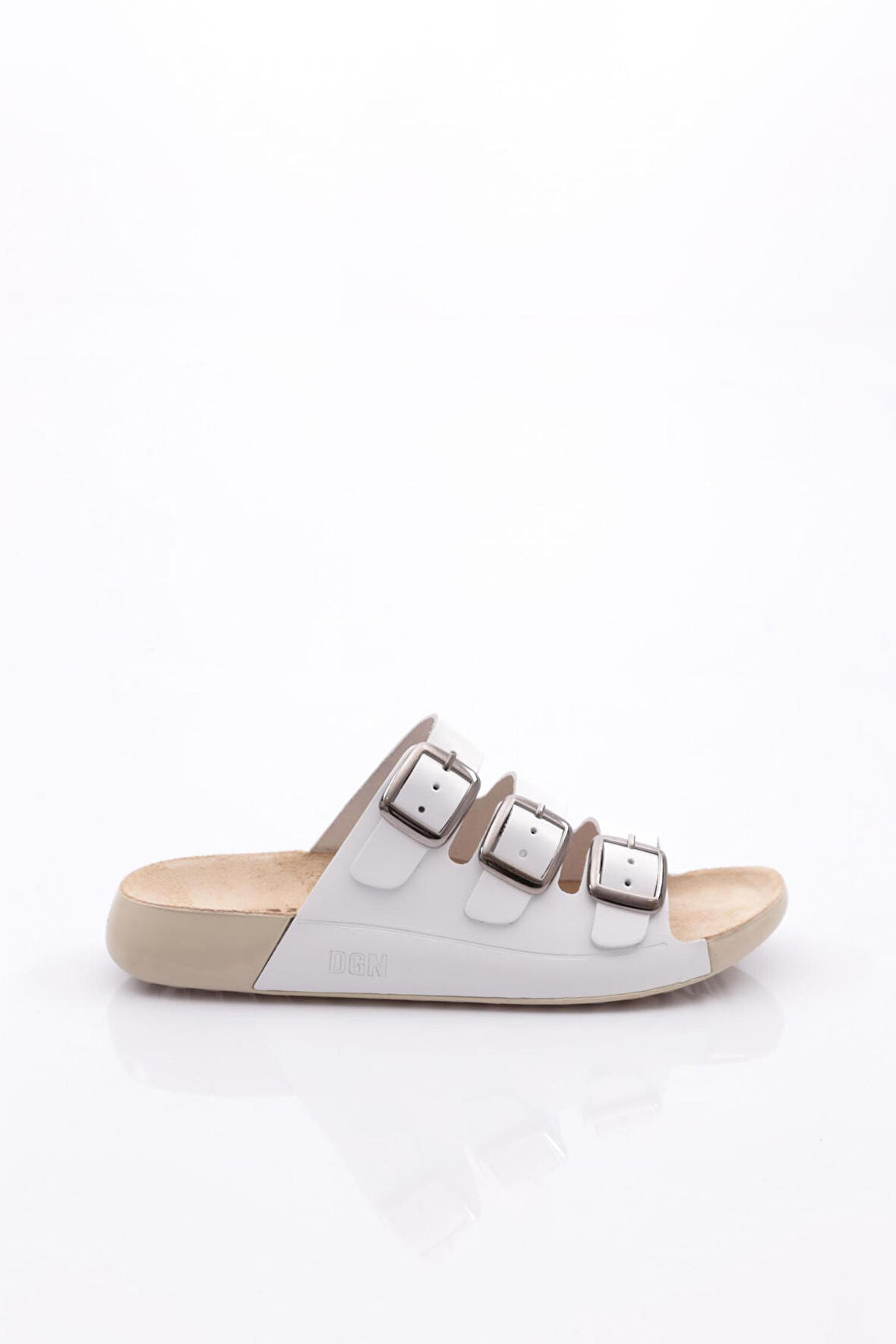 Dgn P29 Kadın Tokali Üç Bantli Terlik