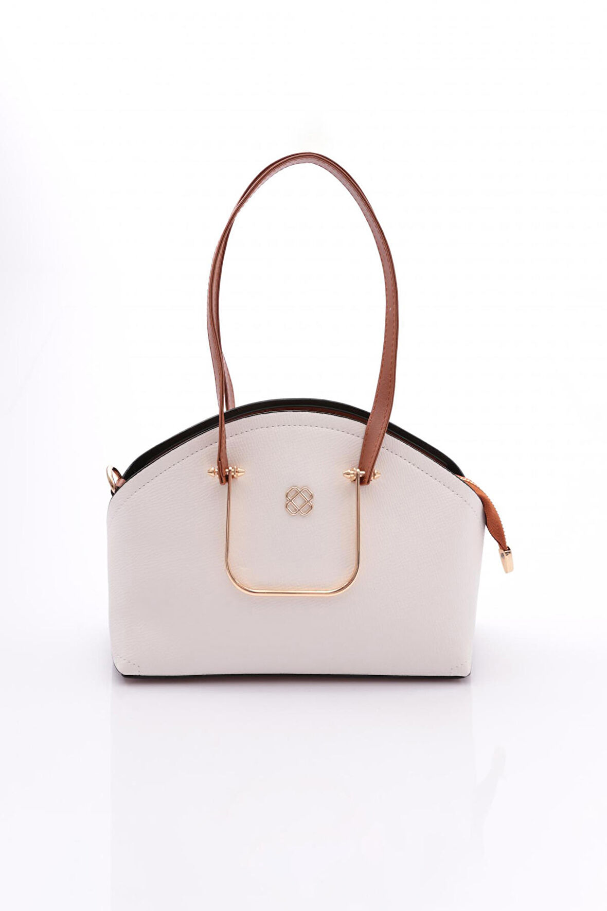 Dgn Arm500 Kadin Üstü Oval Metal Aksesuarli Çanta