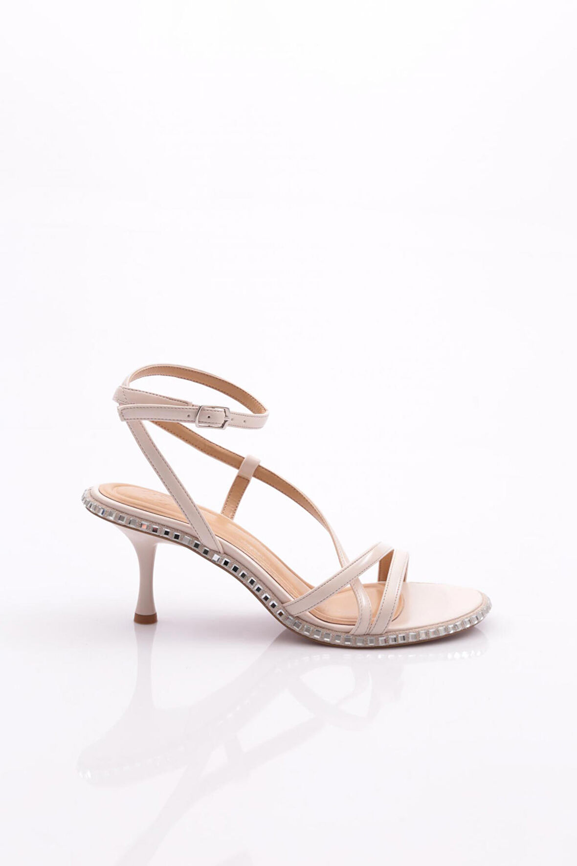 Dgn 2418 Kadın Bilekten Bağlamali Topuklu Abiye Ayakkabi