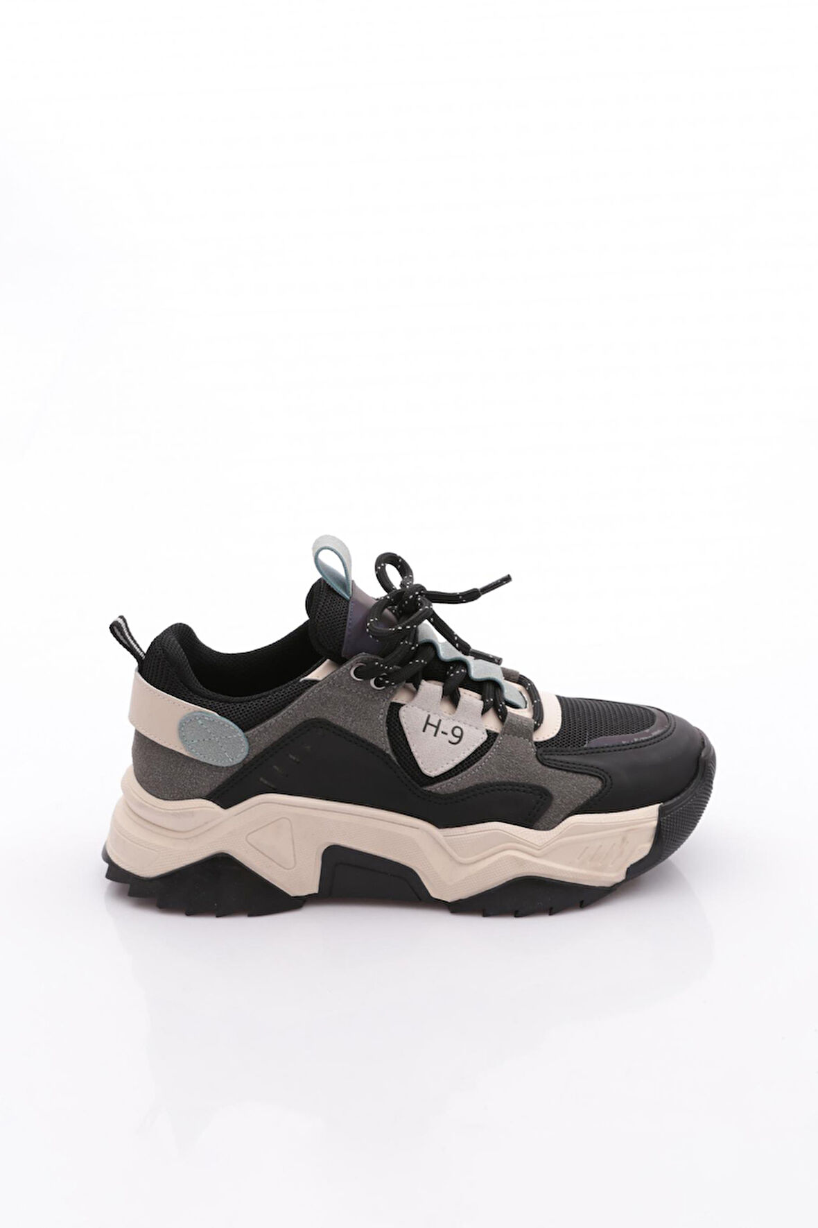 Dgn 65121 Kadin Bağcikli Kalin Taban Spor Ayakkabi