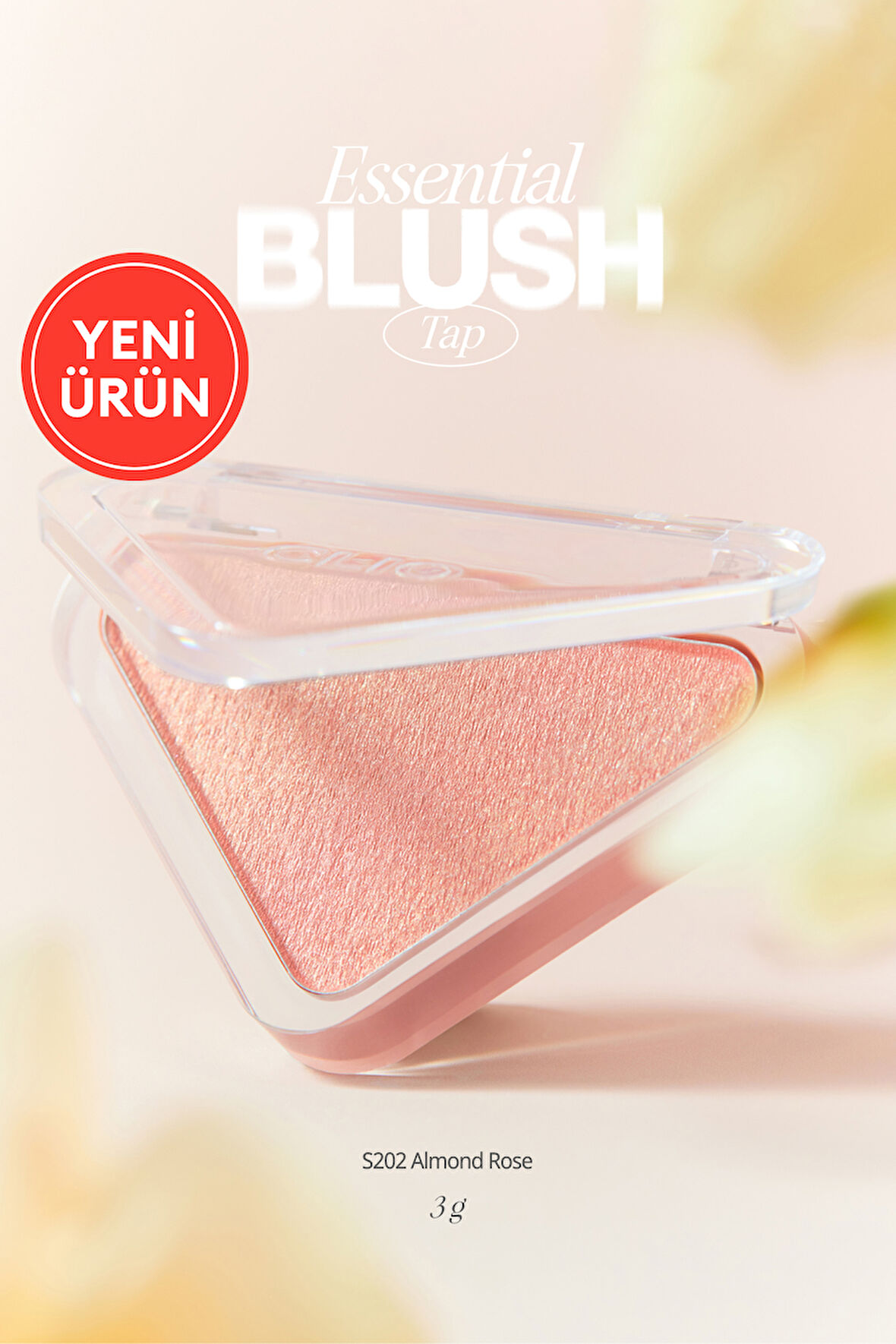 Katmanlanabilir Yumuşak Dokulu Işıltılı Bitiş Sunan Allık CLIO Essential Blush Tap (S202 Almond Rose)