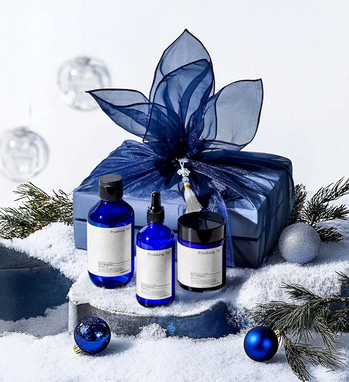 Basic Line Gift Set w/bag (Essence Toner 200ml + Moisture Serum 100ml+Nutrition Cream 100ml) - Basic Line Hediye Seti  (Essence Toner 200ml + Moisture Serum 100ml+Nutrition Cream 100ml)
