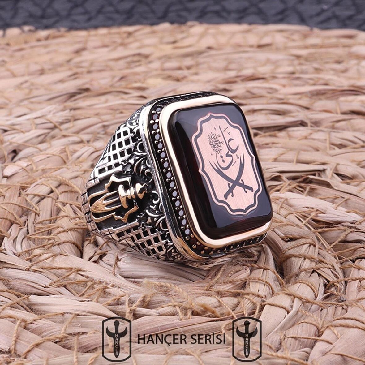 925 Ayar Gümüş Sıkma Kehribar Taşlı Çift Başlı Zülfikar Desenli Erkek Yüzük