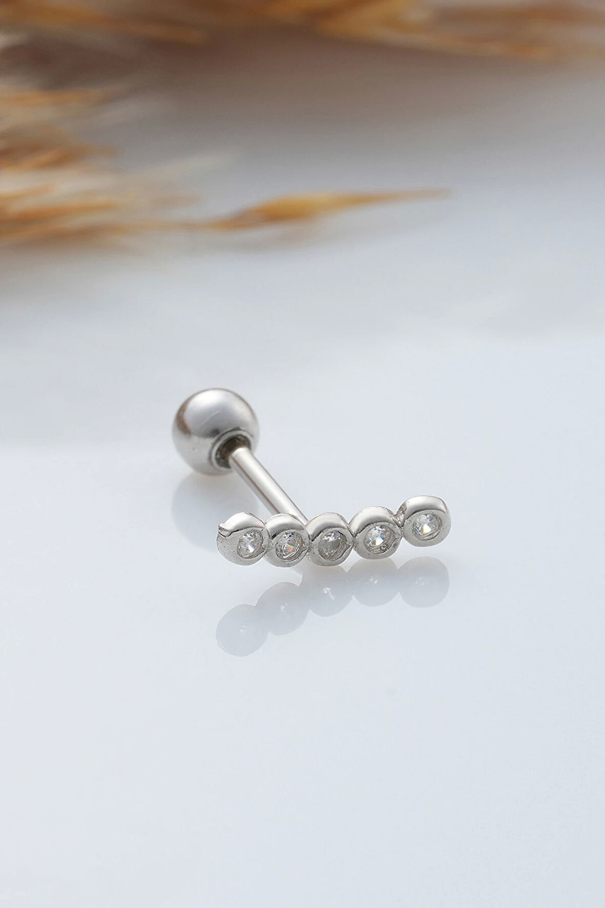 925 Ayar Sıra Taşlı Minimal Tragus Piercing