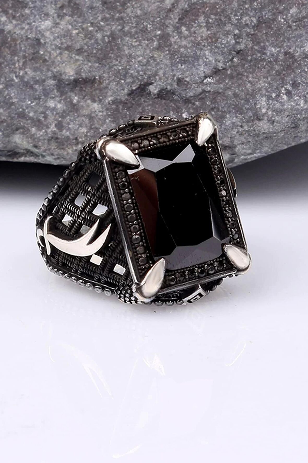 925 Ayar Gümüş Zirkon Taşlı Motifli Erkek Yüzük Silver