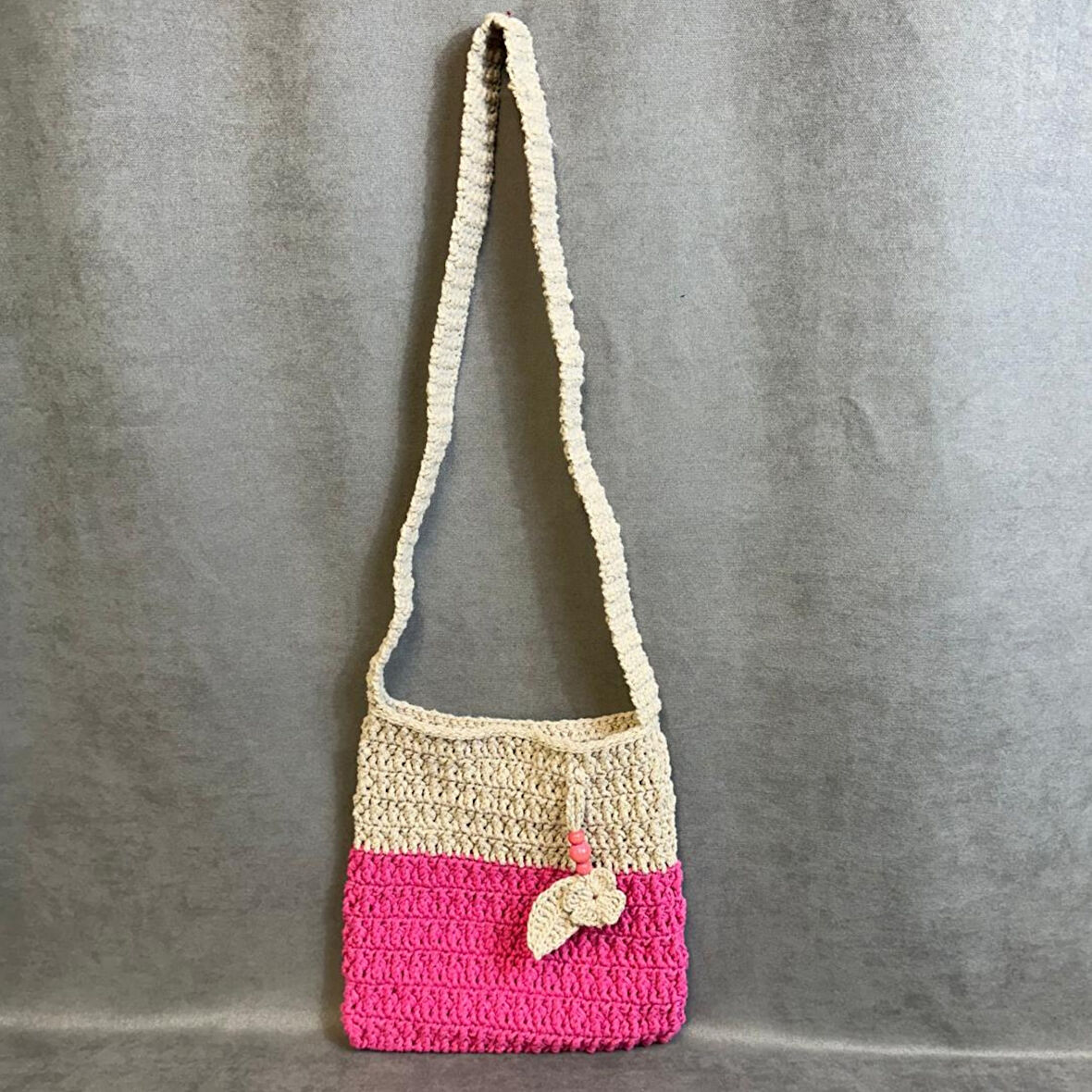 Uretti - Emine 9106 El Örgüsü Ahşap Boncuk Detaylı Çift Renk Model Omuz Çantası