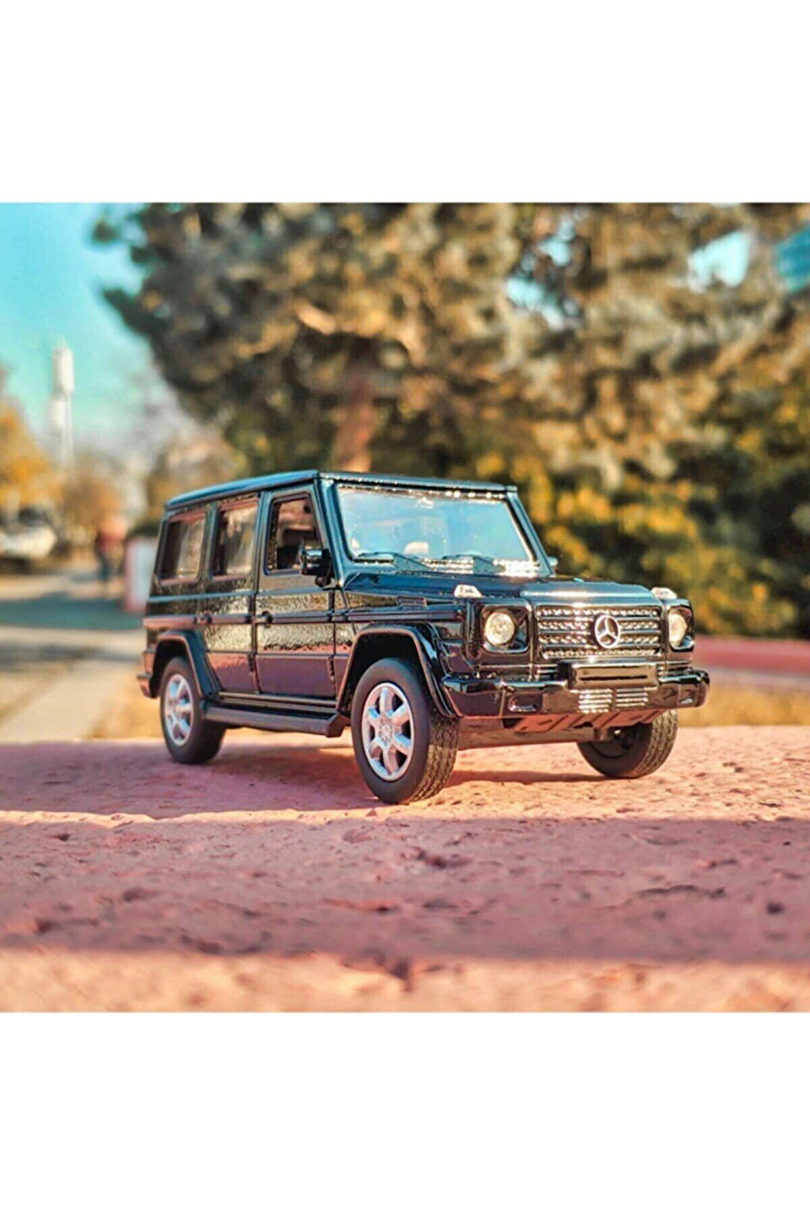 Mercedes G Class 1/36 Ölçek Çek Bırak Model Araba(siyah)