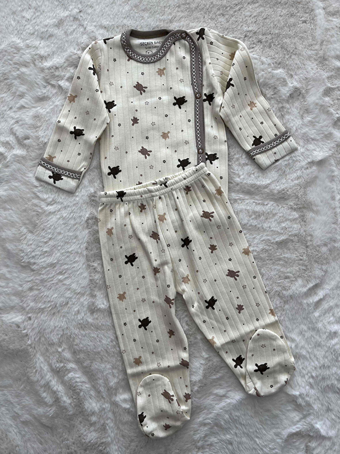 Kaplumbağa Desenli  Kendinden Eldivenli  İkili Raporlu  Patikli Takım