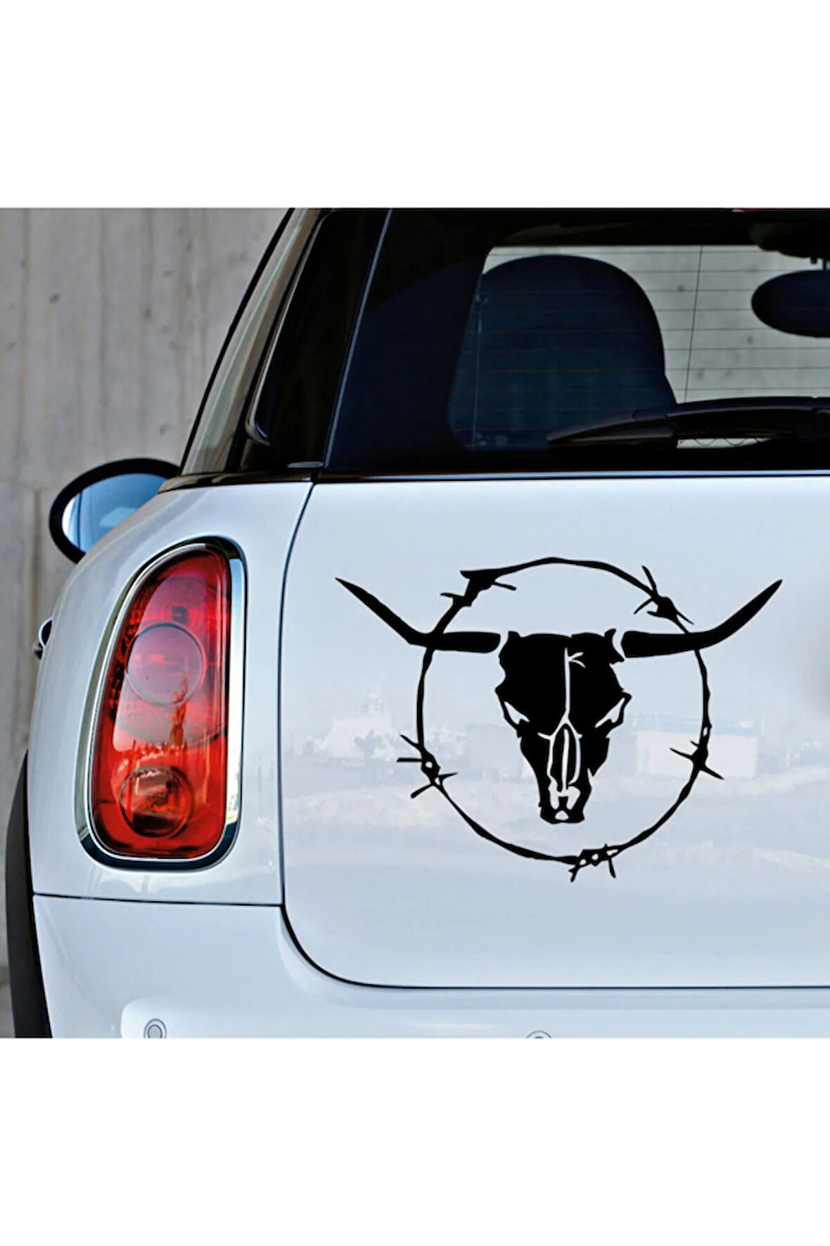Boynuzlu Boğa ve Dikenli Tel Etiket Araba oto Sticker Yapıştırma 20 cm Sİyah