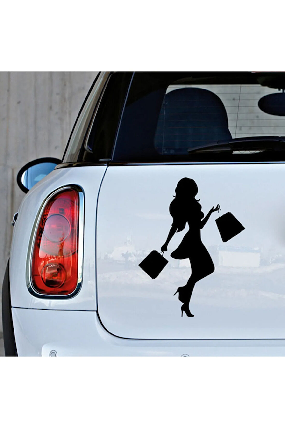 Elinde Çantası Bulunan Alışveriş yapan Mutlu Kadın Araba Sticker 20CM Siyah