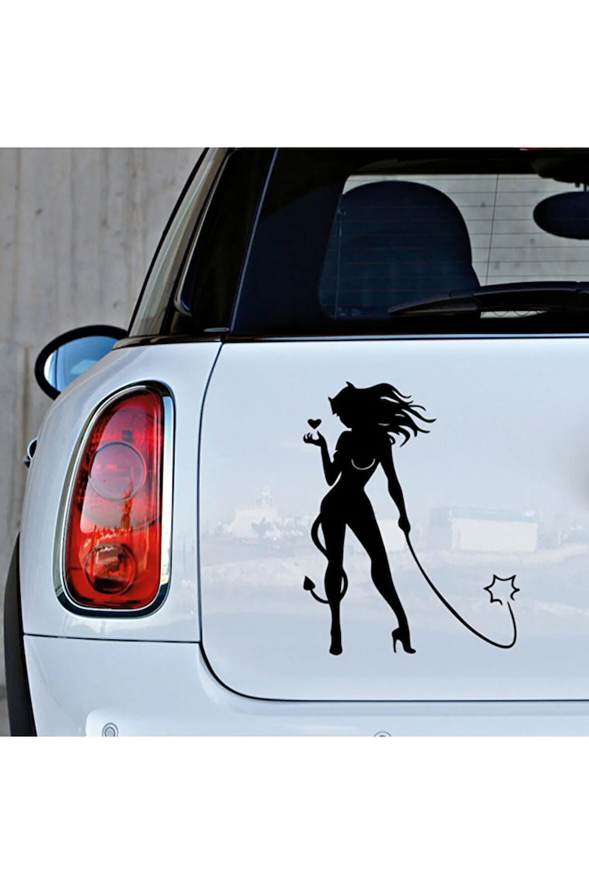 Elinde Kırbaç Olan Kız Sticker Yapıştırma Etiket 25cm Siyah