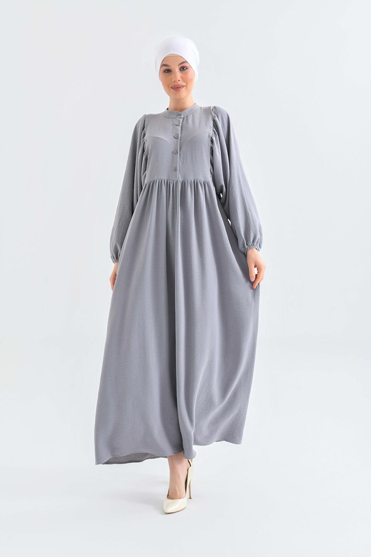 Gri C Yaka Yarım Patlı T Kol Elbise