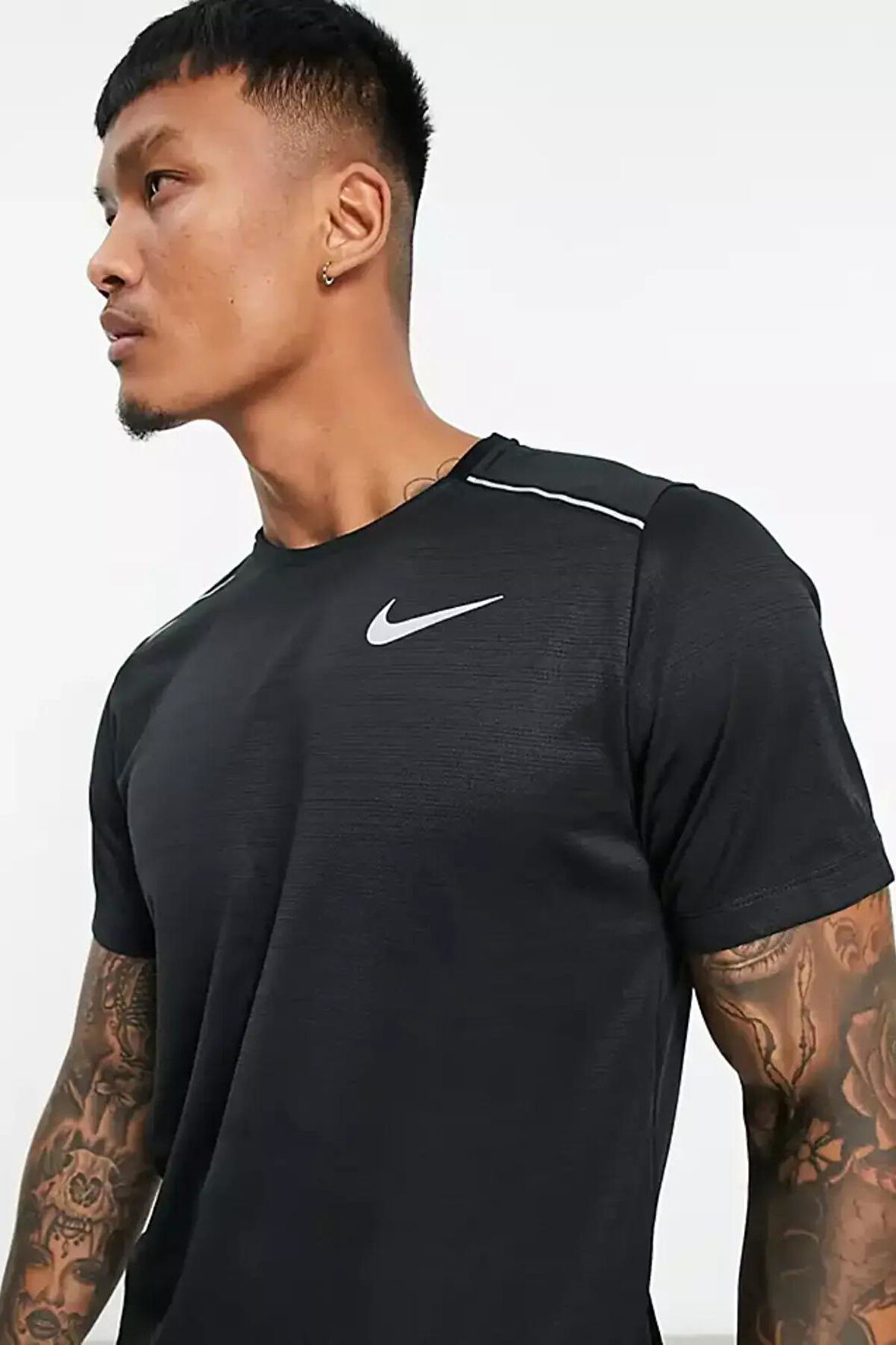 Nike Dri-Fit Miller Standart Kesim Siyah Erkek Spor Tişört