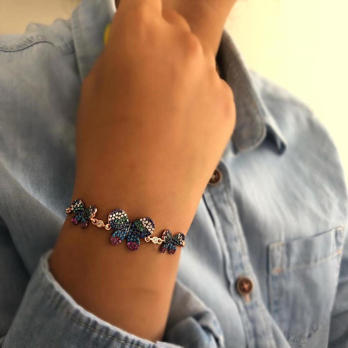 Rose Kaplama Taşlı Renkli Kelebek Gümüş Bileklik