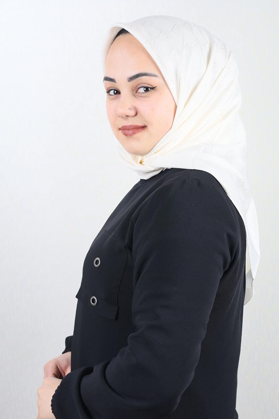  Qum İpek Kendinden Desenli Monogram Eşarp - Desen-01 - Renk-10 -98
