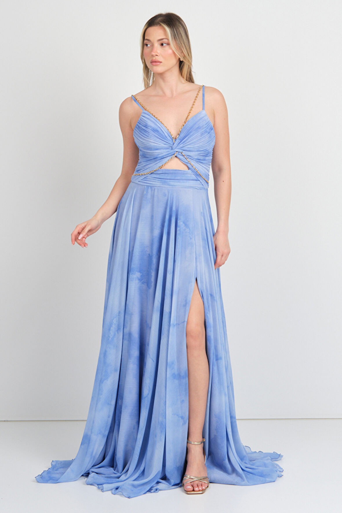 Ömür Inn Kadın İp Askılı Pencere Detaylı Şifon Maxi Abiye Elbise 4467 Kraliyet Mavisi