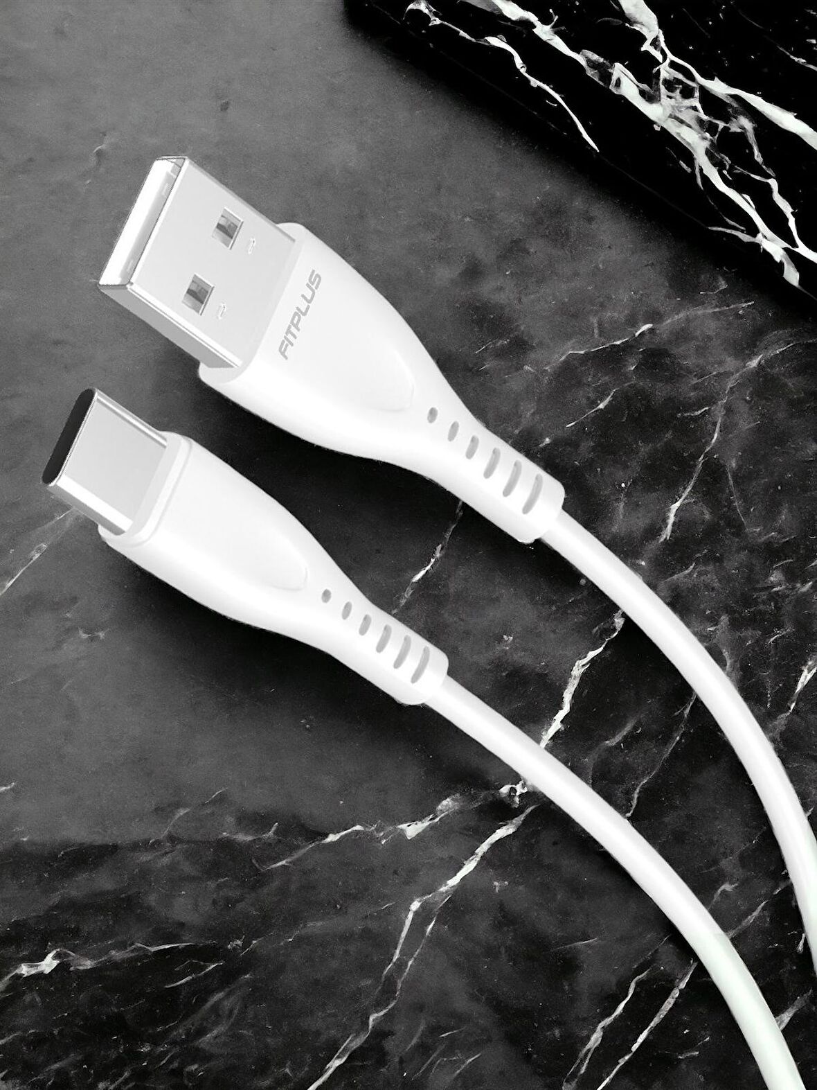 Fit Plus Fitplus Bianca B123 USB - Type-C Şarj Kablosu 2.4A 1mt