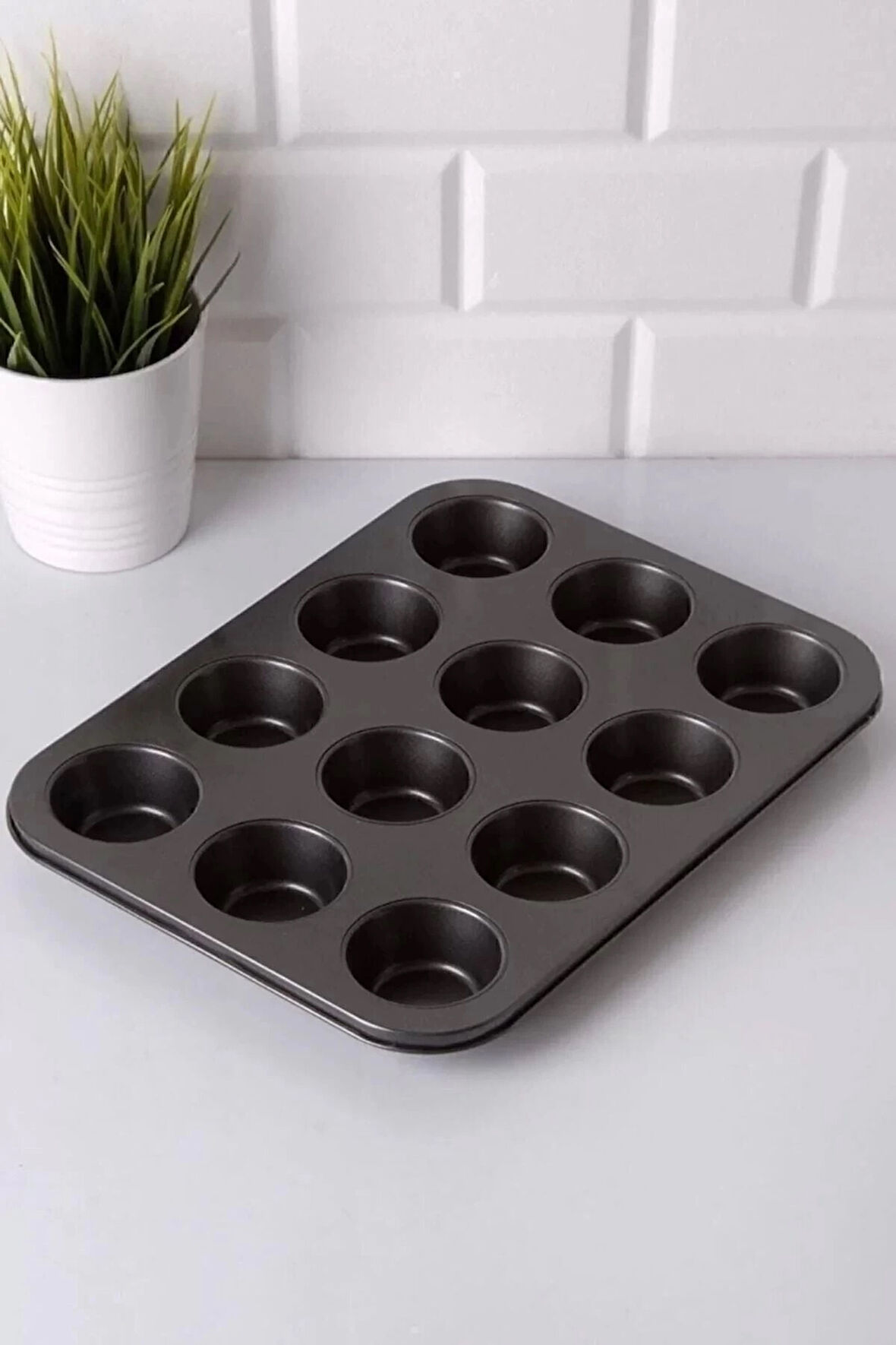 12'li Yanmaz Yapışmaz Muffin Kek Kalıbı