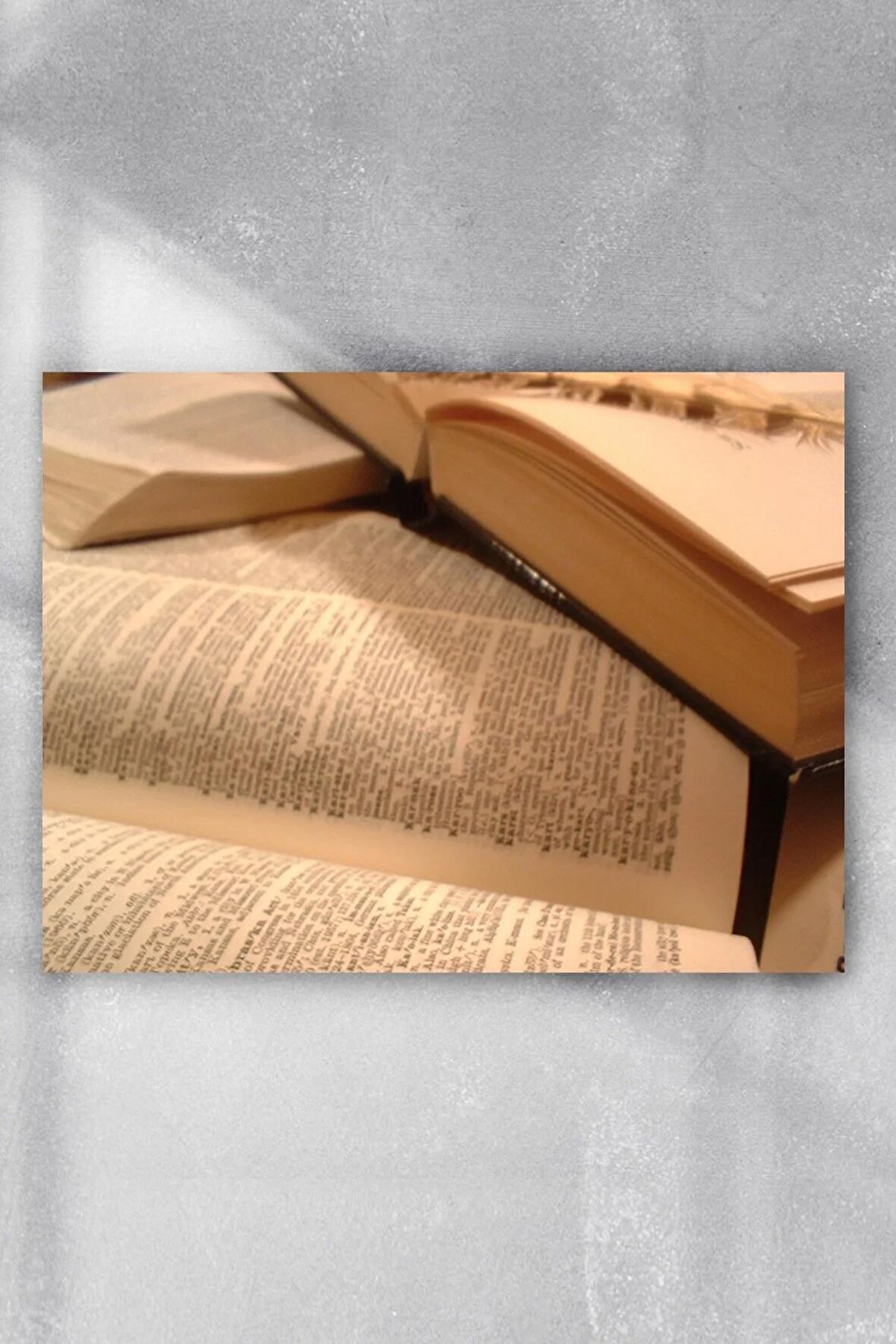 Sanatsal Kitap Posteri 2 