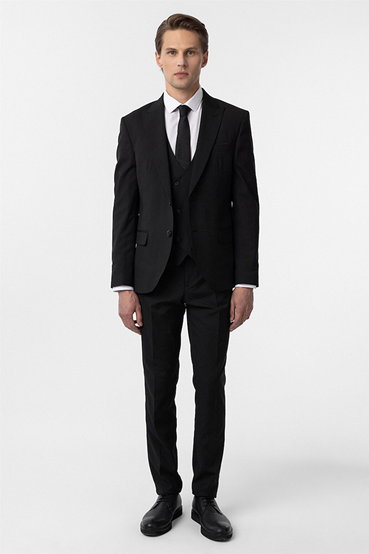 Siyah Slim Fit Düz Sivri Yaka 6 Drop Yelekli Klasik Takım Elbise