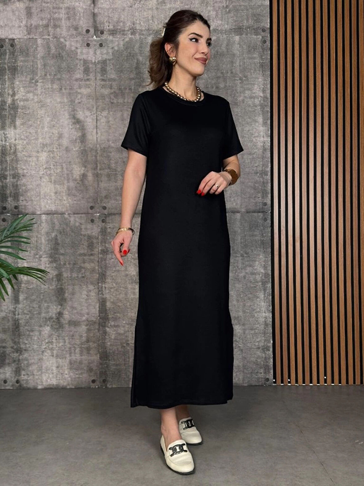 MDB Kadın Kısa Kollu Bisiklet Yaka Yırtmaçlı Viskon Iki Iplik Elbise