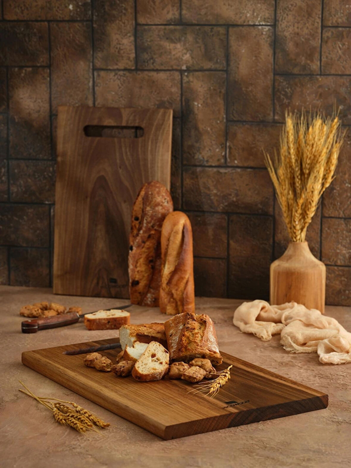 Elfida Doğal Ceviz Kesme Tahtası Et ve Sebze İçin Ayrı Kullanımlı 2’li Set– El Yapımı