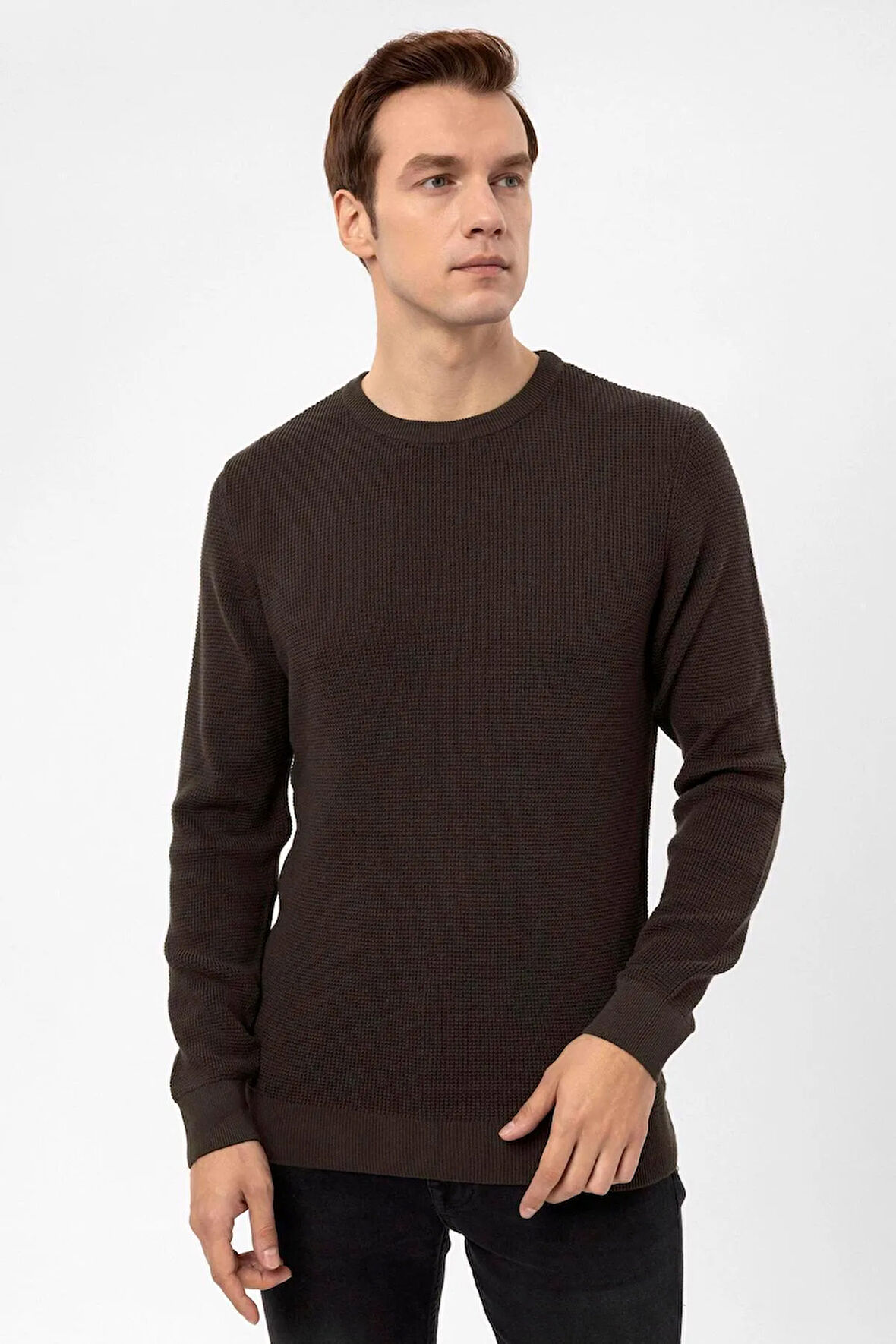 O Yaka Regular Kalıp Armürlü Triko