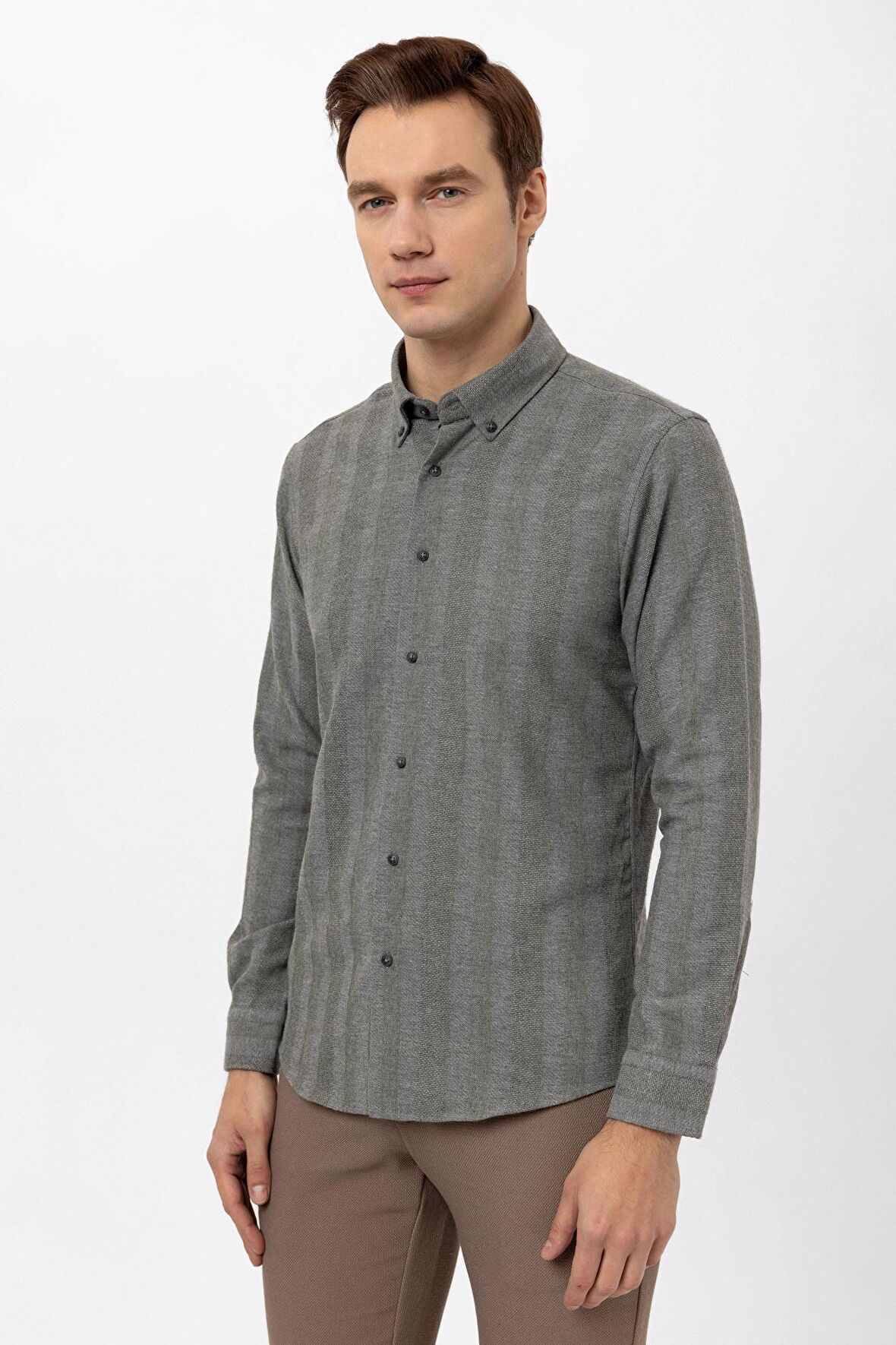 Süvari Köşeli Manşet Slimfit Düz Gömlek