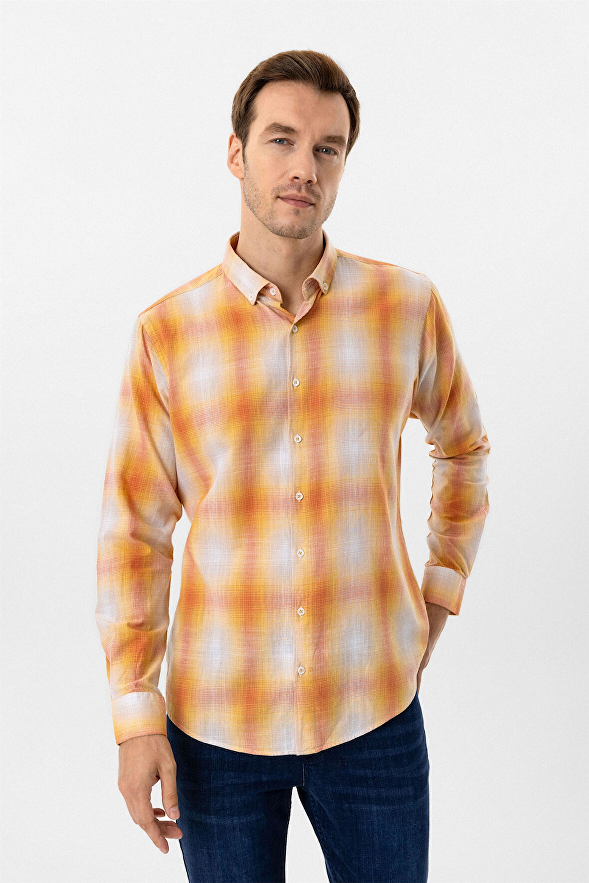 Turuncu Slim Fit Desenli Düğmeli Yaka Gömlek