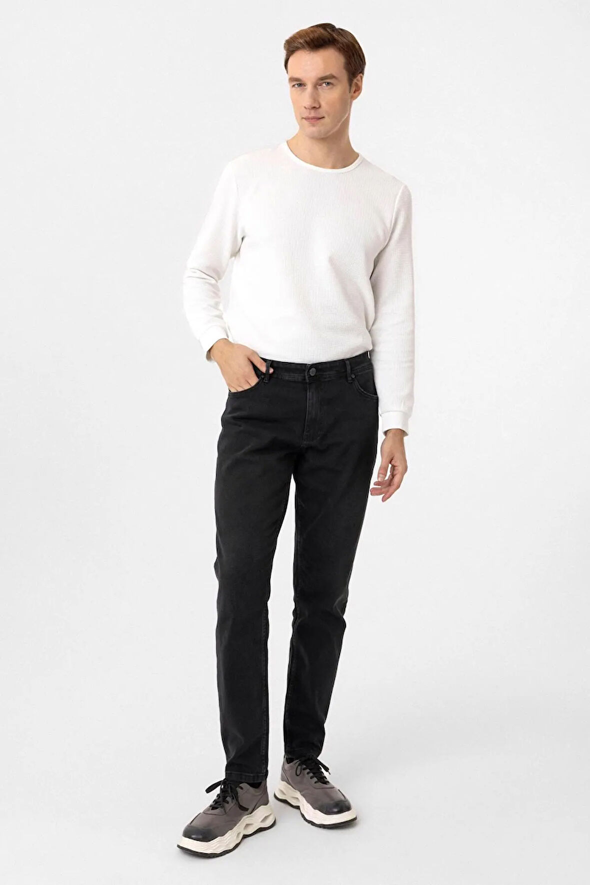 Regular Kalıp Denim Pantolon