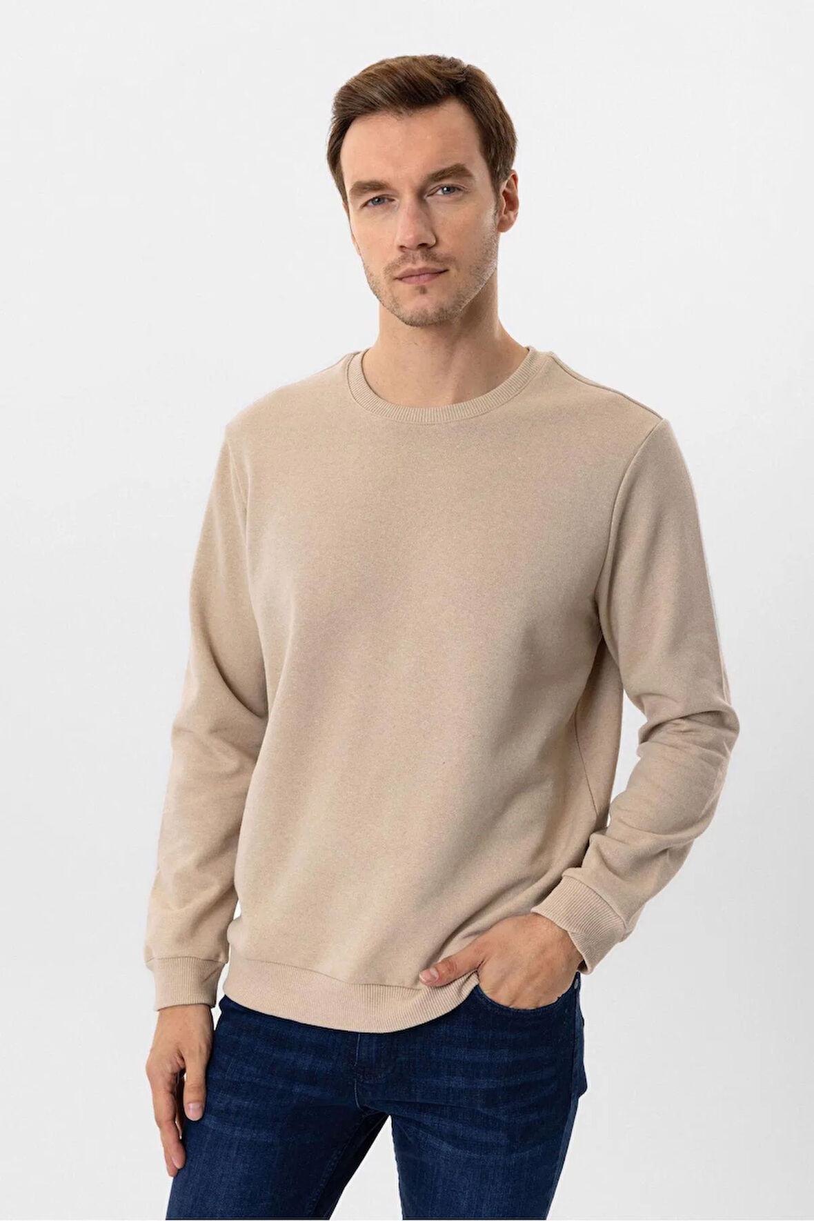 O Yaka Regular Kalıp Düz Sweatshirt