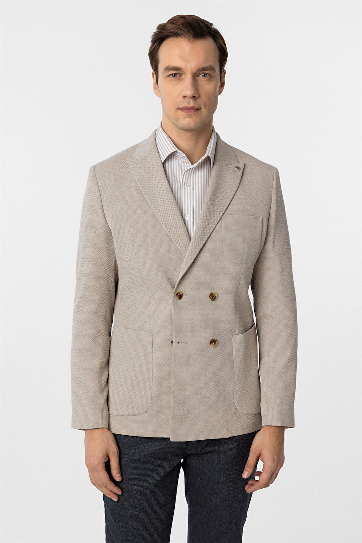 Bej Slim Fit Baskılı Kruvaze Yaka 6 Drop Ceket